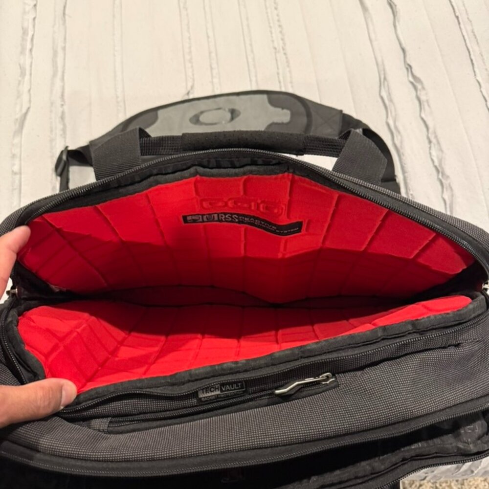 Ogio Briefcase - Picture 6 of 7